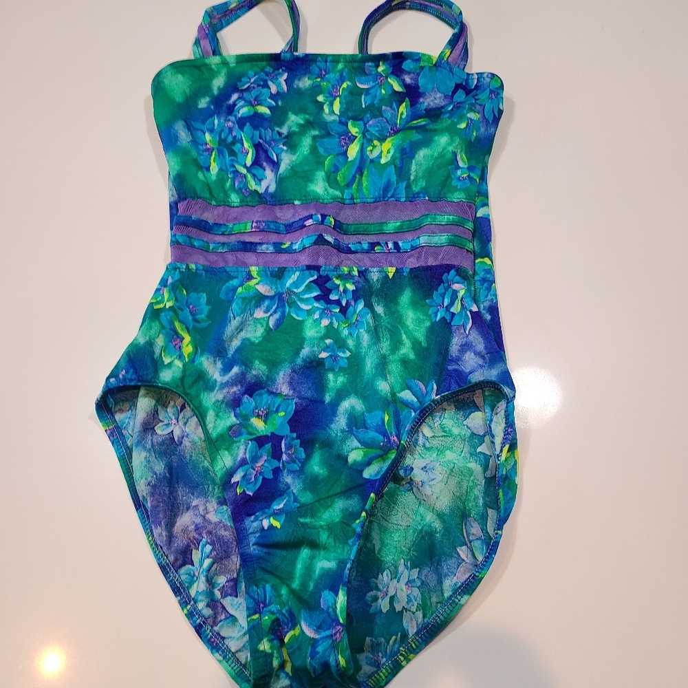 Vintage Mainstream Floral One Piece Swimsuit in Size 12